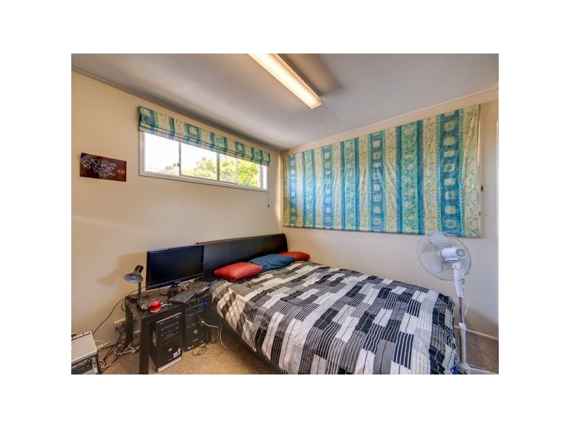 24 Caratel Street, Stafford Heights QLD 4053