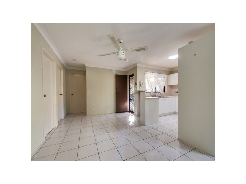 25 Hazelton Street, Riverhills QLD 4074