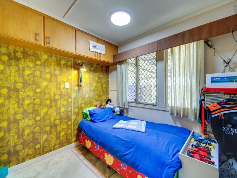 5 Sarina Street, Stafford Heights QLD 4053