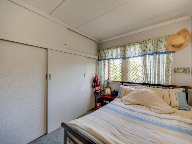 5 Sarina Street, Stafford Heights QLD 4053