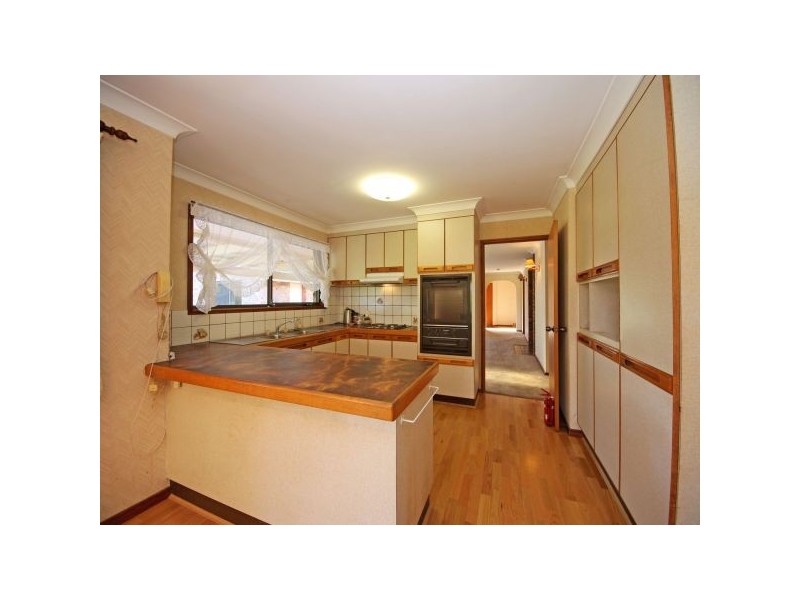 33 Rogers Street, Beachmere QLD 4510
