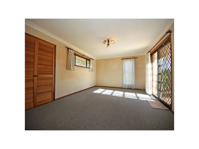 33 Rogers Street, Beachmere QLD 4510