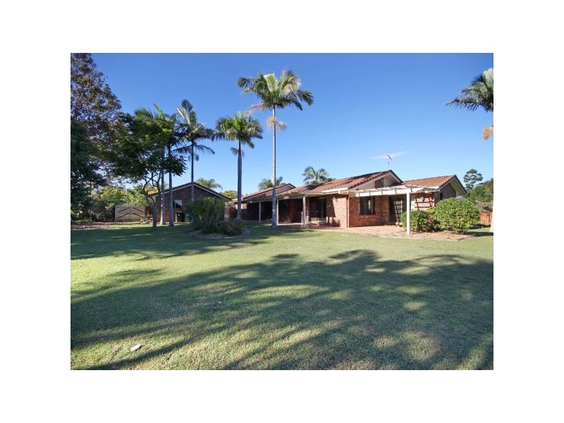 33 Rogers Street, Beachmere QLD 4510