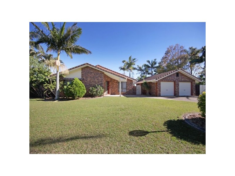 33 Rogers Street, Beachmere QLD 4510