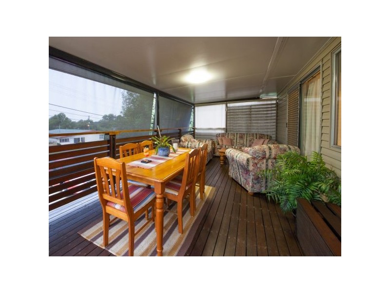 41 David Road, Holland Park QLD 4121