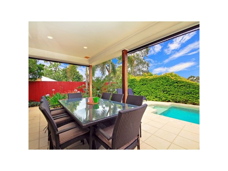 1 Hamilton Close, Forest Lake QLD 4078