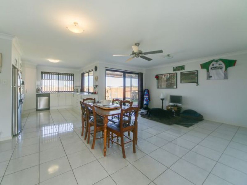4 Eliena Way, Upper Coomera QLD 4209