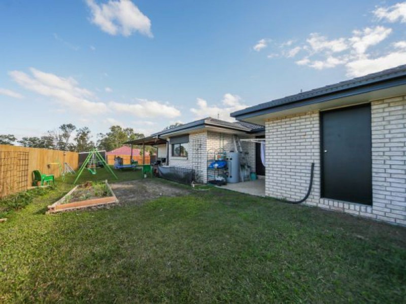 4 Eliena Way, Upper Coomera QLD 4209