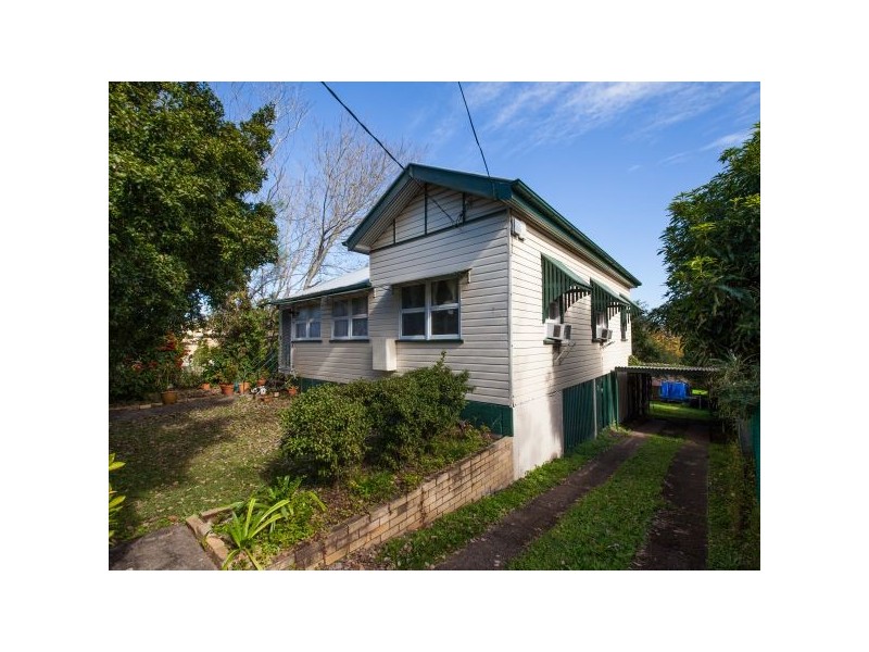 2 Lamont Road, Wilston QLD 4051