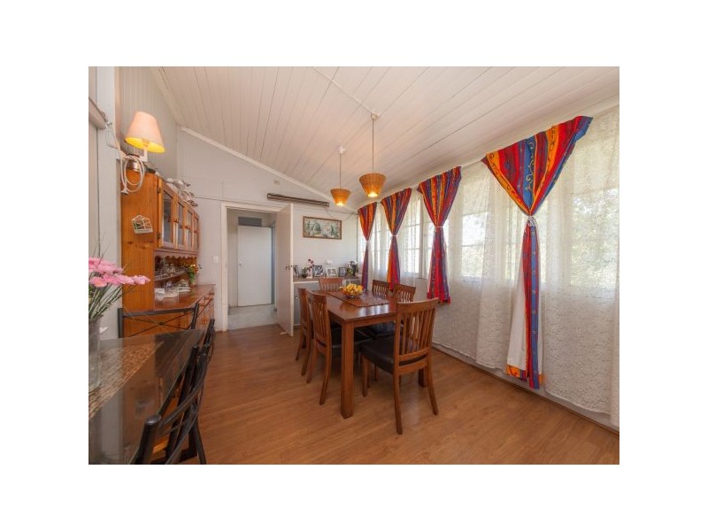 2 Lamont Road, Wilston QLD 4051