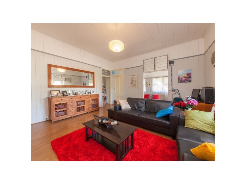 2 Lamont Road, Wilston QLD 4051