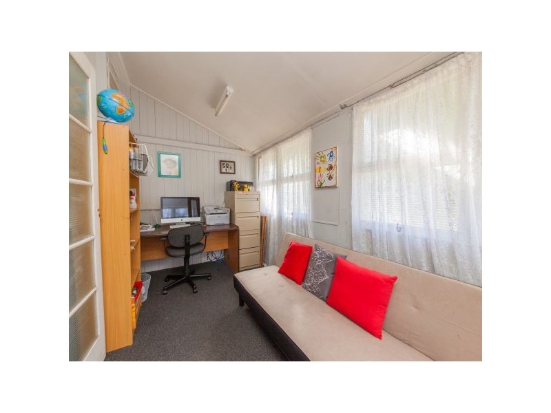 2 Lamont Road, Wilston QLD 4051