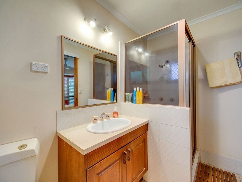 18 Calypso Court, Eatons Hill QLD 4037