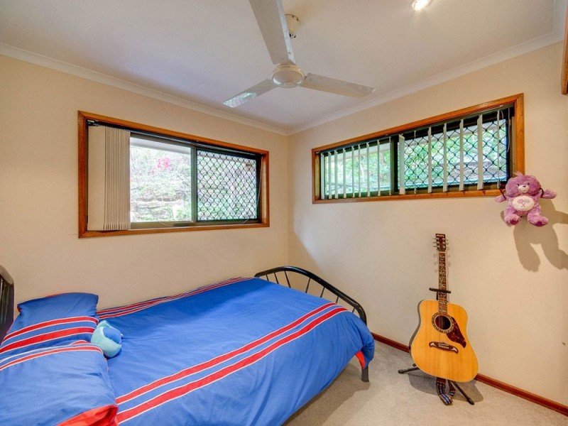 18 Calypso Court, Eatons Hill QLD 4037