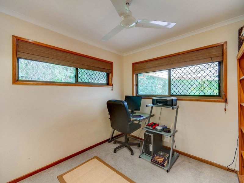 18 Calypso Court, Eatons Hill QLD 4037