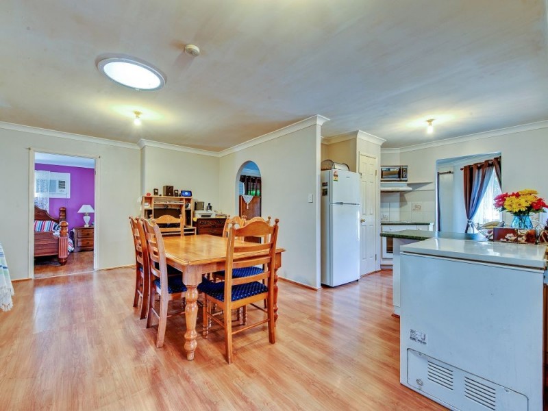 38 Cowley Drive, Flinders View QLD 4305