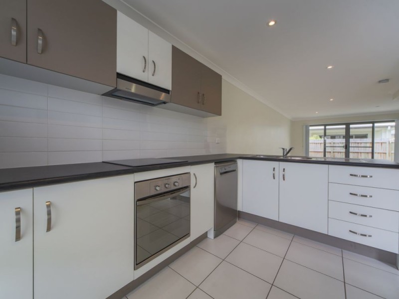 1/14 Filbert Street, Upper Coomera QLD 4209