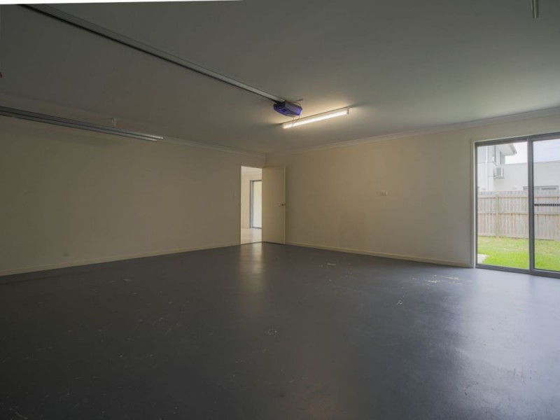 1/14 Filbert Street, Upper Coomera QLD 4209