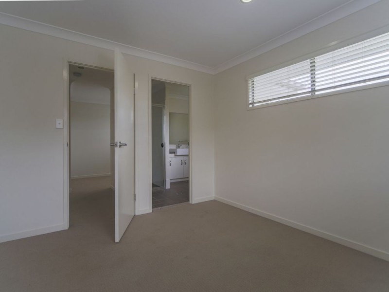 1/14 Filbert Street, Upper Coomera QLD 4209