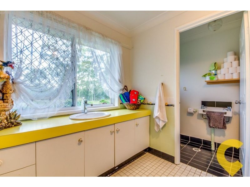 94-106 Stoney Camp Rd, Park Ridge South QLD 4125