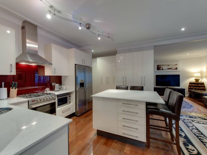 80 Dorrington Drive, Ashgrove QLD 4060