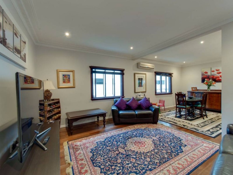 80 Dorrington Drive, Ashgrove QLD 4060