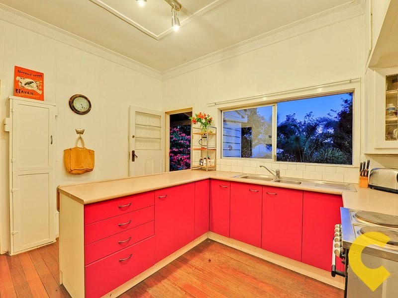 402 Waterworks Road, Ashgrove QLD 4060