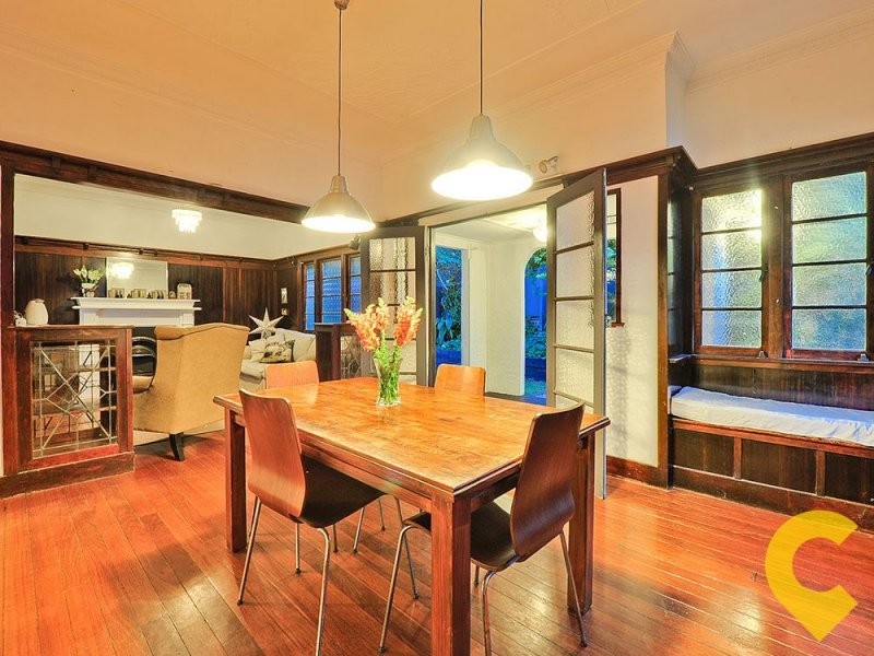 402 Waterworks Road, Ashgrove QLD 4060