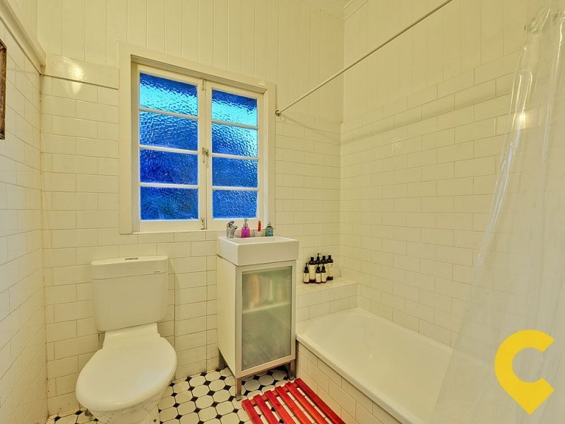 402 Waterworks Road, Ashgrove QLD 4060