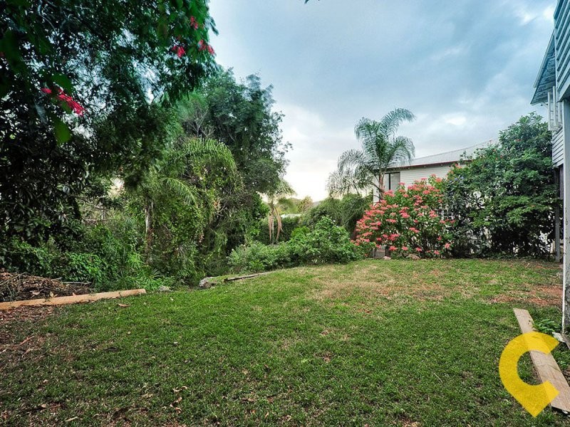 402 Waterworks Road, Ashgrove QLD 4060