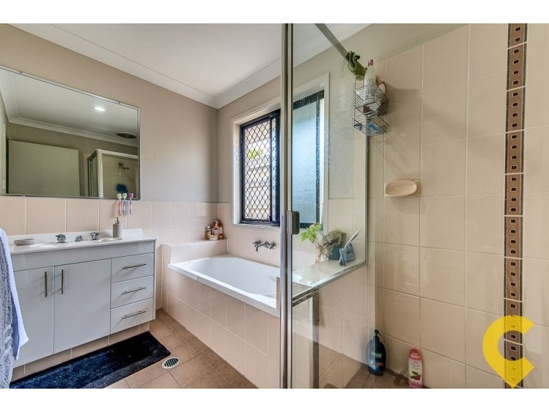 5 Brighton Street, Raceview QLD 4305