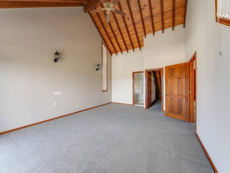 25 Lachlan Drive, Coomera QLD 4209