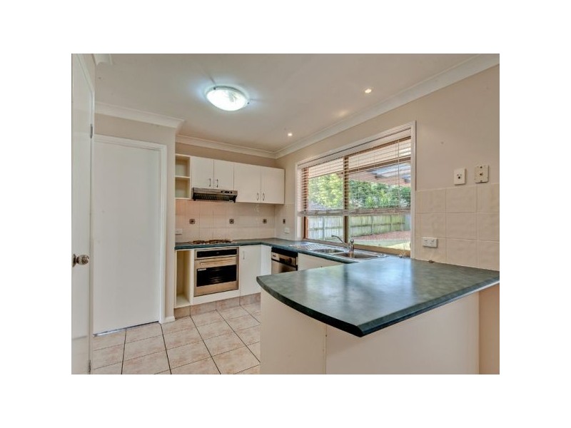 2 Benarkin Street, Forest Lake QLD 4078