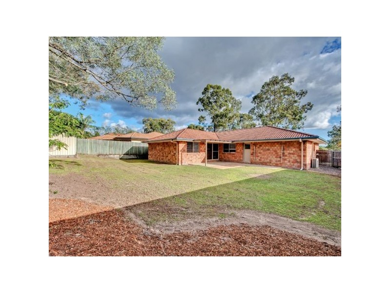 2 Benarkin Street, Forest Lake QLD 4078