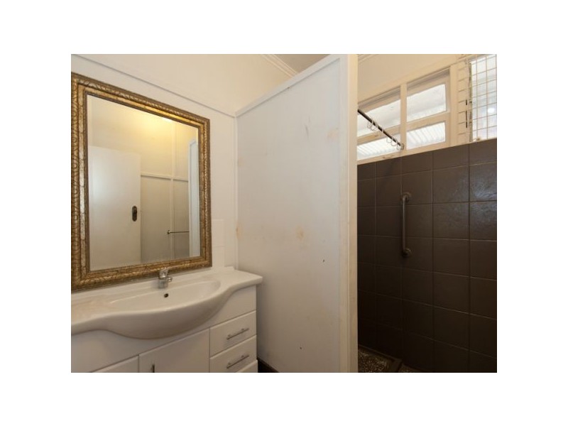 169 South Pine Rd, Enoggera QLD 4051