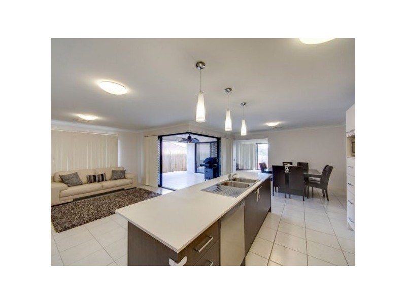 11 Corella Crescent, Warner QLD 4500