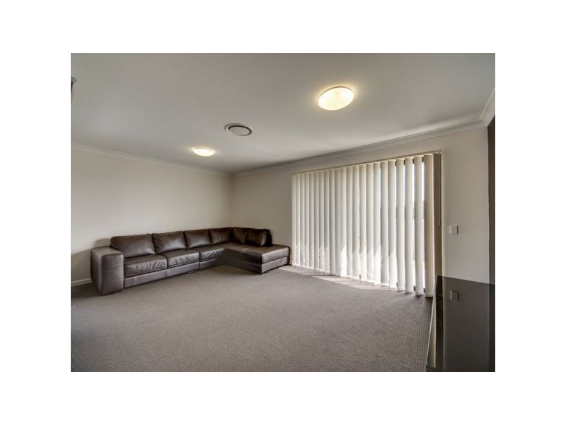 11 Corella Crescent, Warner QLD 4500