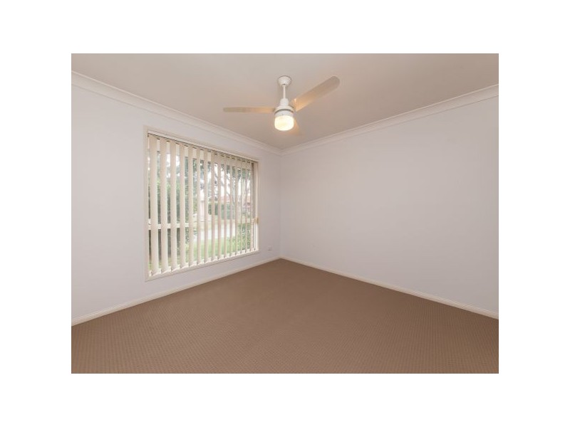 1/8 Elwick Place, Bracken Ridge QLD 4017