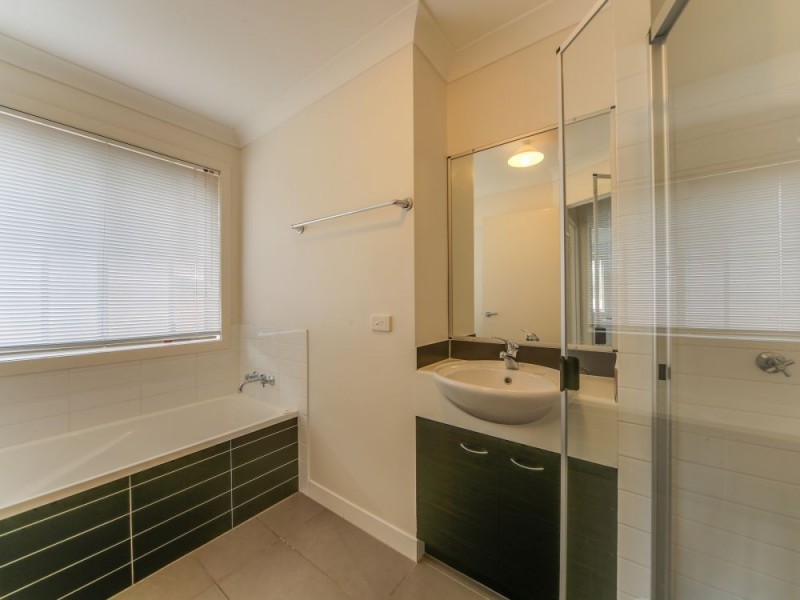 36 Kingsford Drive, Upper Coomera QLD 4209