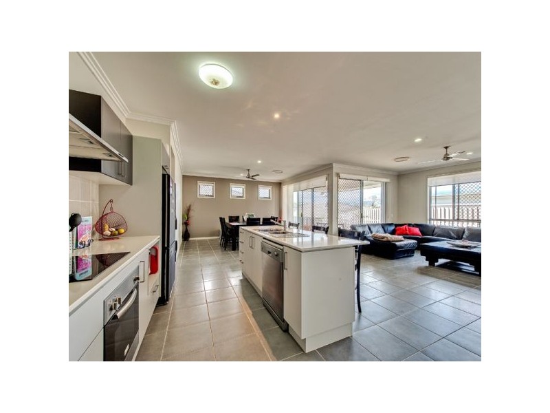 7 Benier Close, Doolandella QLD 4077