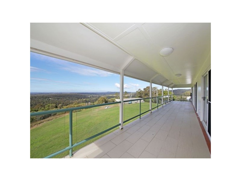 555 Clear Mountain Road, Clear Mountain QLD 4500