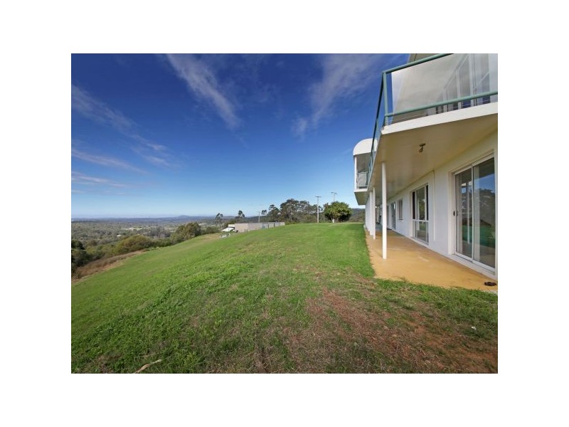 555 Clear Mountain Road, Clear Mountain QLD 4500