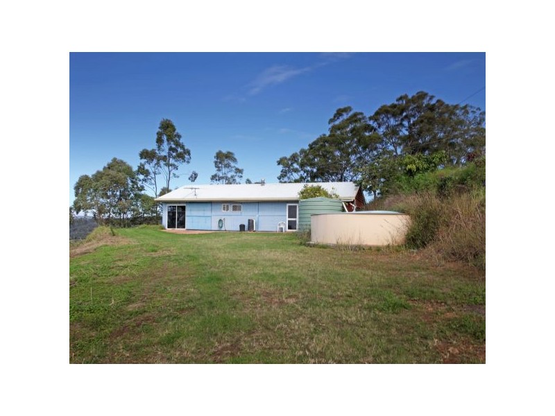555 Clear Mountain Road, Clear Mountain QLD 4500