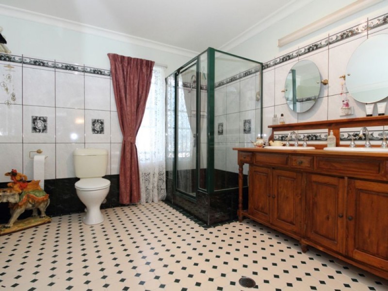 7 Ashley Court, Cedar Vale QLD 4285