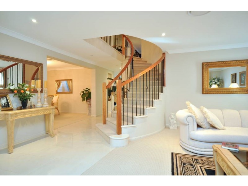 27 Oakwood Rd, Warner QLD 4500