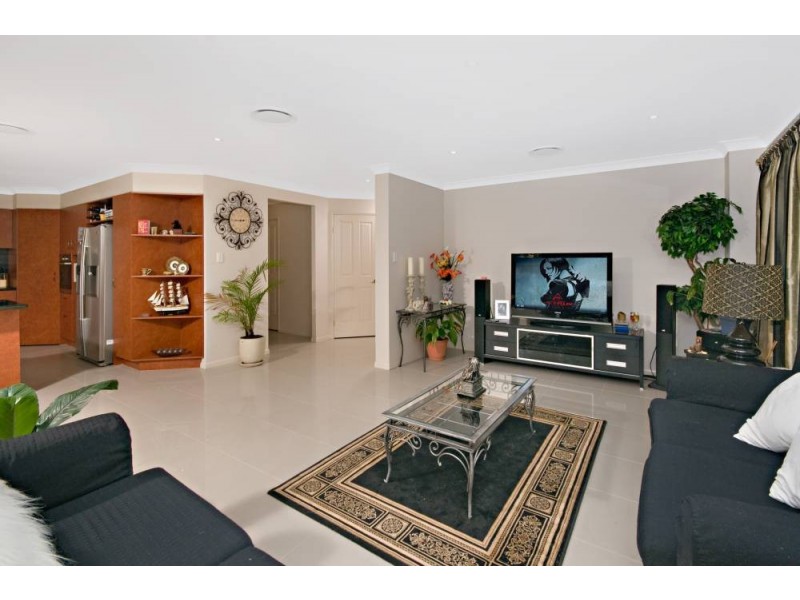 27 Oakwood Rd, Warner QLD 4500