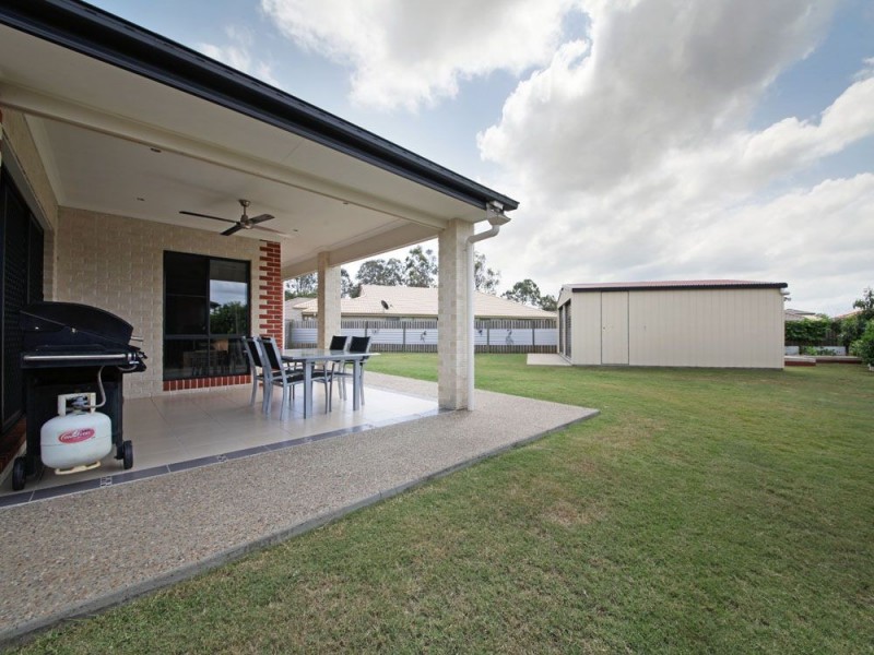 16 Dear Place, Bellmere QLD 4510