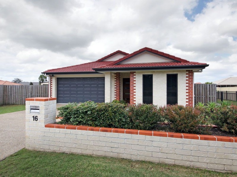16 Dear Place, Bellmere QLD 4510