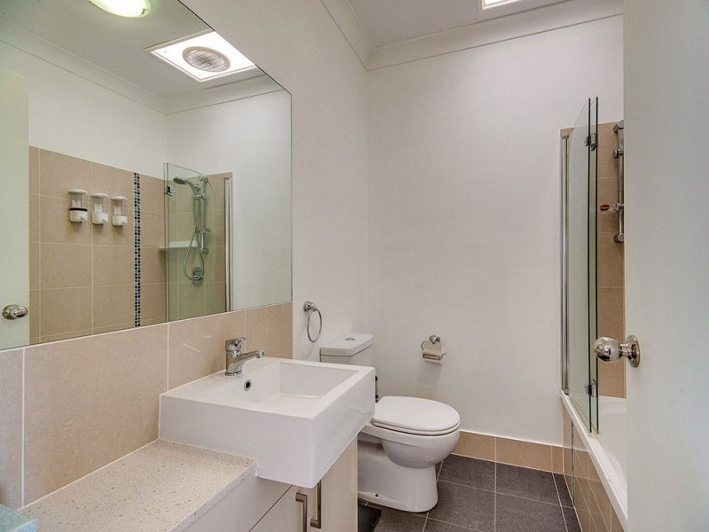 18/102 Melton Road, Nundah QLD 4012