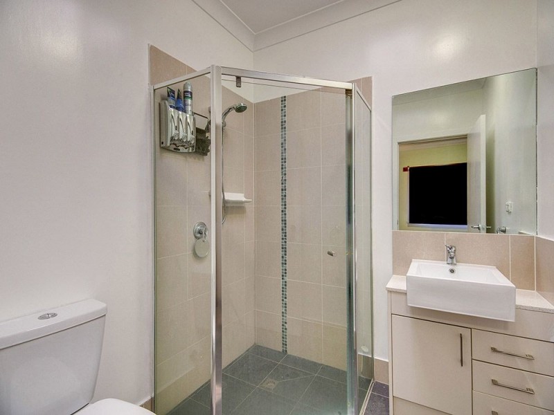 18/102 Melton Road, Nundah QLD 4012